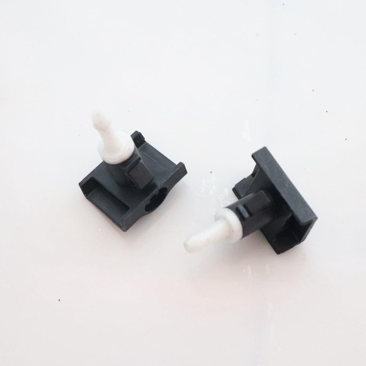 ya 2 8.15 289329N00A for Nissan OE Maxima Win for DS hield Wiper Washer-Nozzle Spray Jet 2 PCS