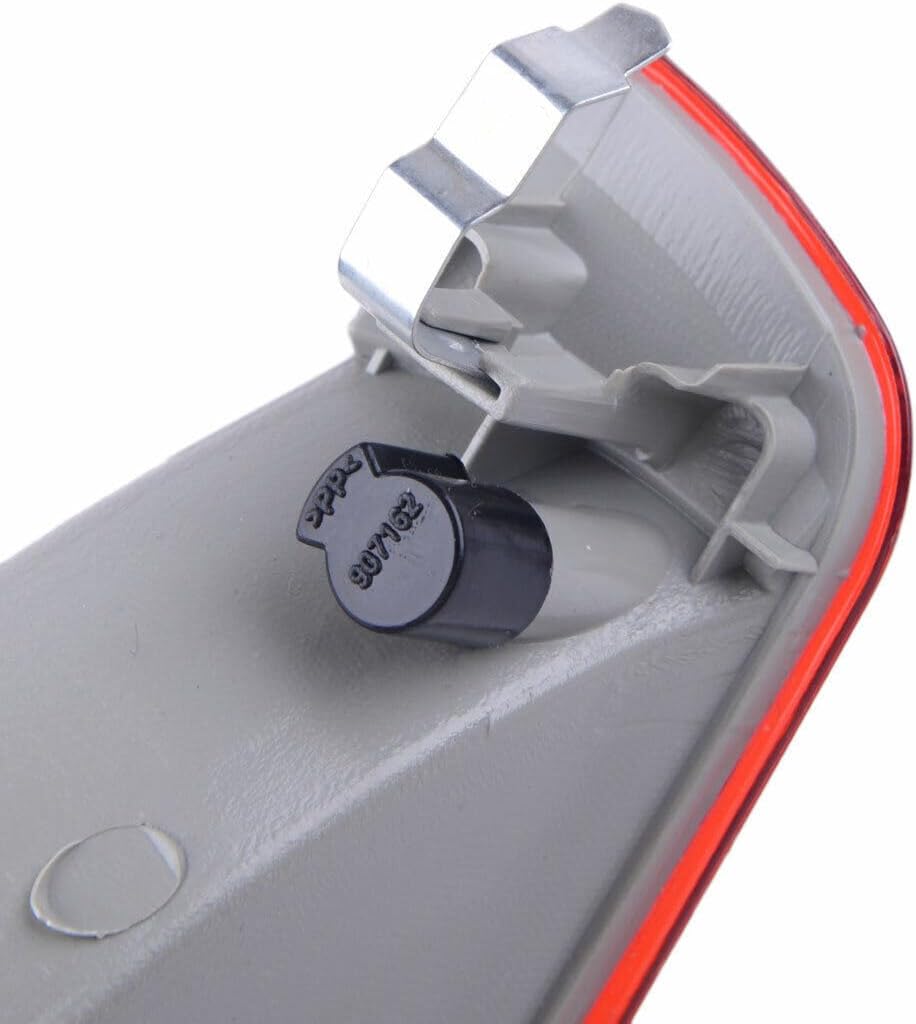 ya 14 9.20 zhengce Rear bumper reflector tail fog light stop light fits for Nissan Qashqai 07--1