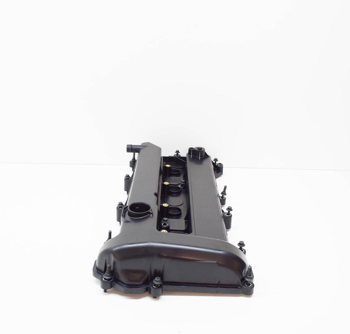 ya 27 10.13 baidi New 30758079 Cylinder Head Cover for Volvo C30 2009