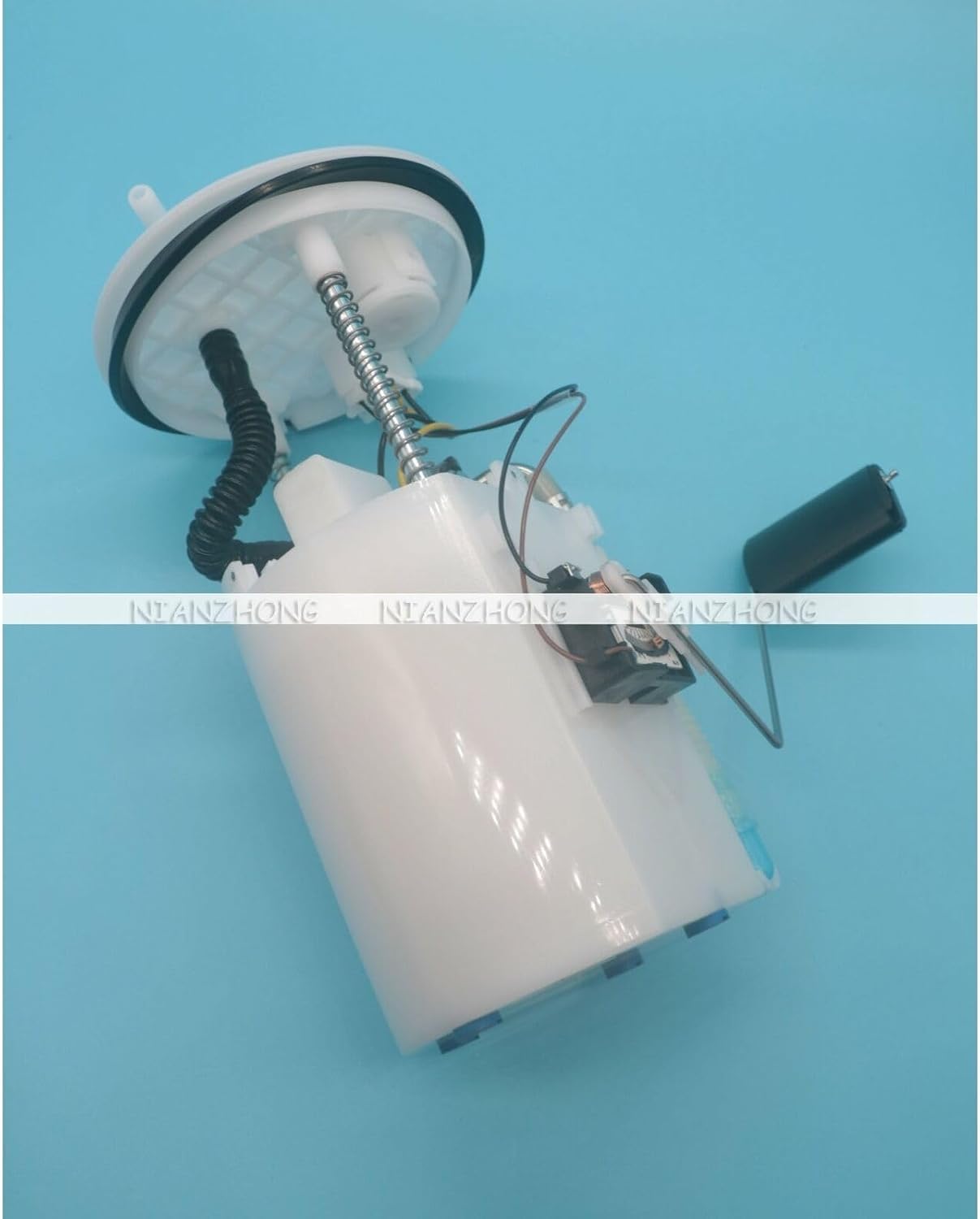 ya 5 8.10 Fuel Pump Assembly 31110-1M000 for Hyundai I20 i20 1.2L 1.4L 31110-1J000