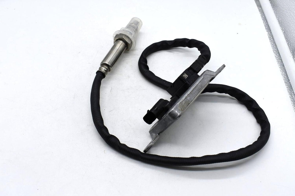 ya 9 10.24 NOX Sensor Nitrogen Oxide for Mercedes-Benz A0009052809