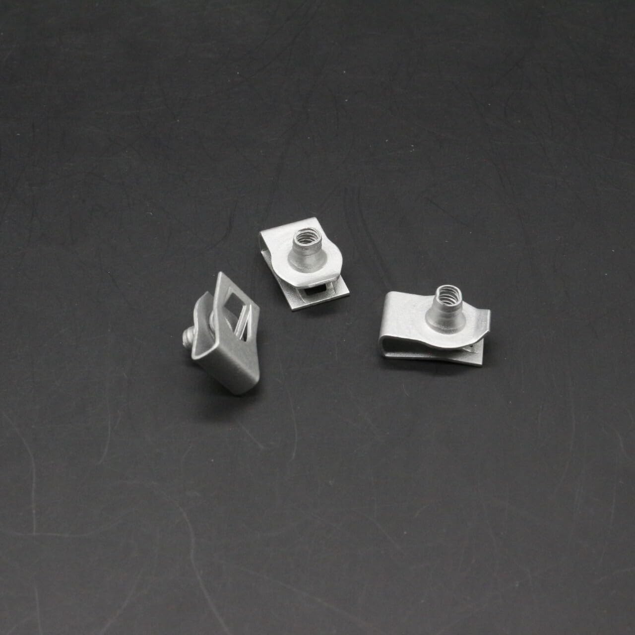 ya 5 8.10 10Pcs Silver Front & Rear Bumper Extruded U Nut Retainer Clip 11513599 for GM