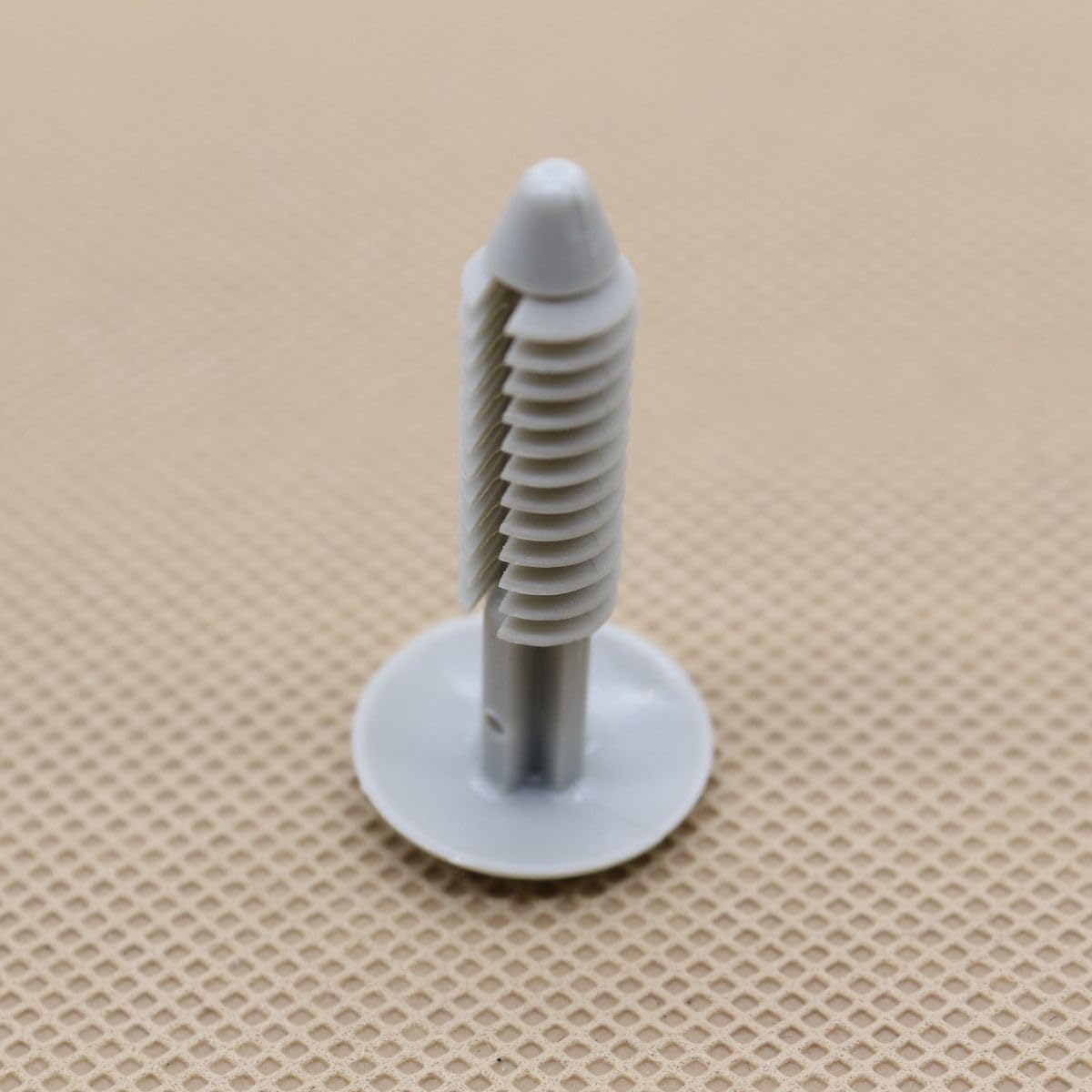 ya 5 8.10 New 25Pcs Wheel Opening Moulding Clips Gray for Ford W705955-S300