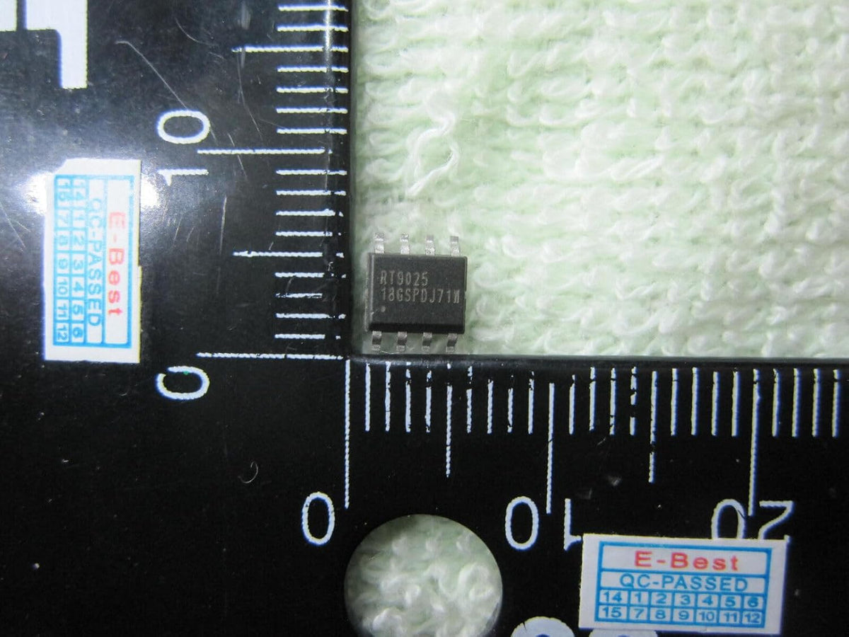 ya 16 10.20 baidi 4pcs RT9025 18 RT9O25-18 RT9025-1B RT9025-18 SOP8 IC Chip #W7*-