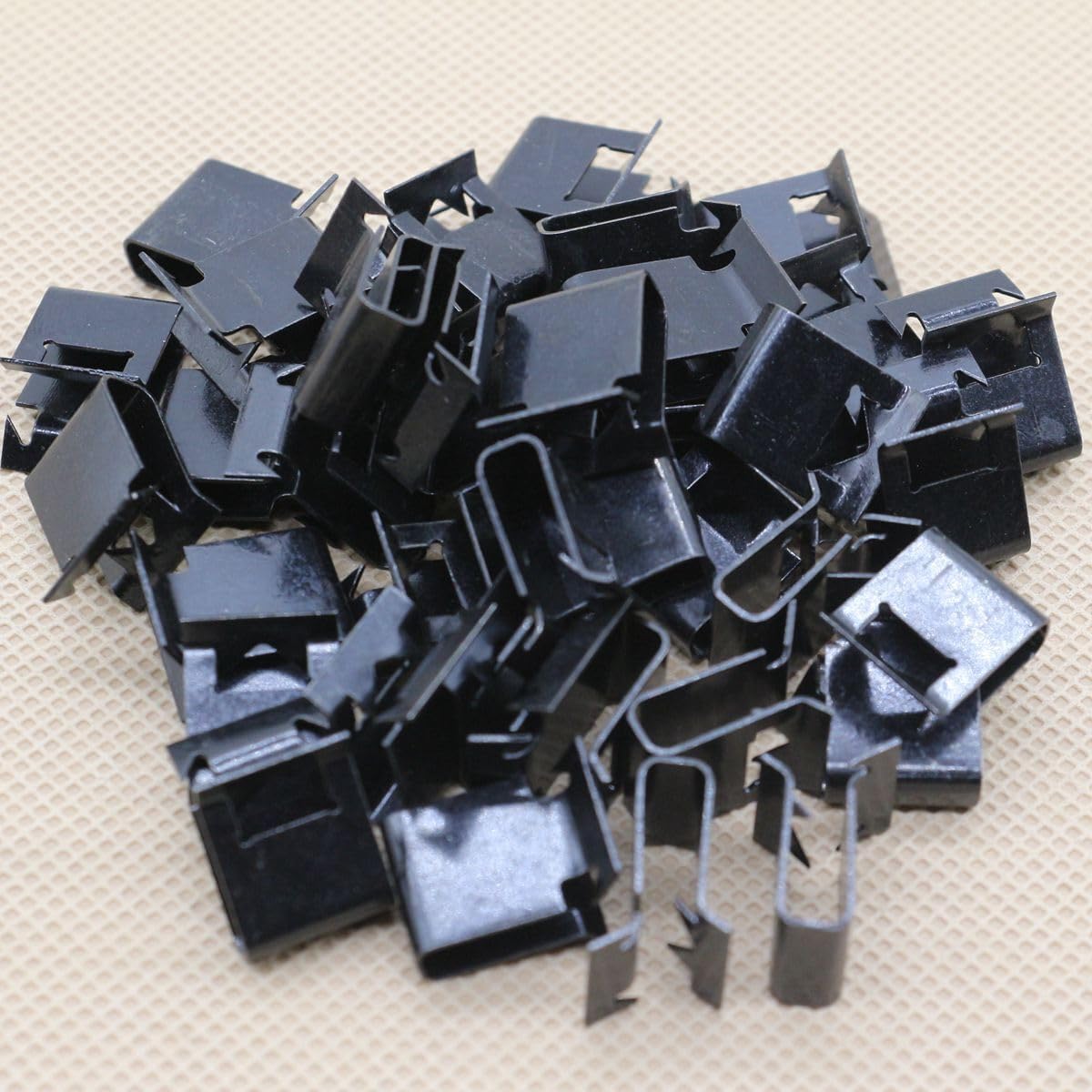 ya 2 8.15 30X Front Bumper Grille Retainer Clip for VW for Audi 8L0807180