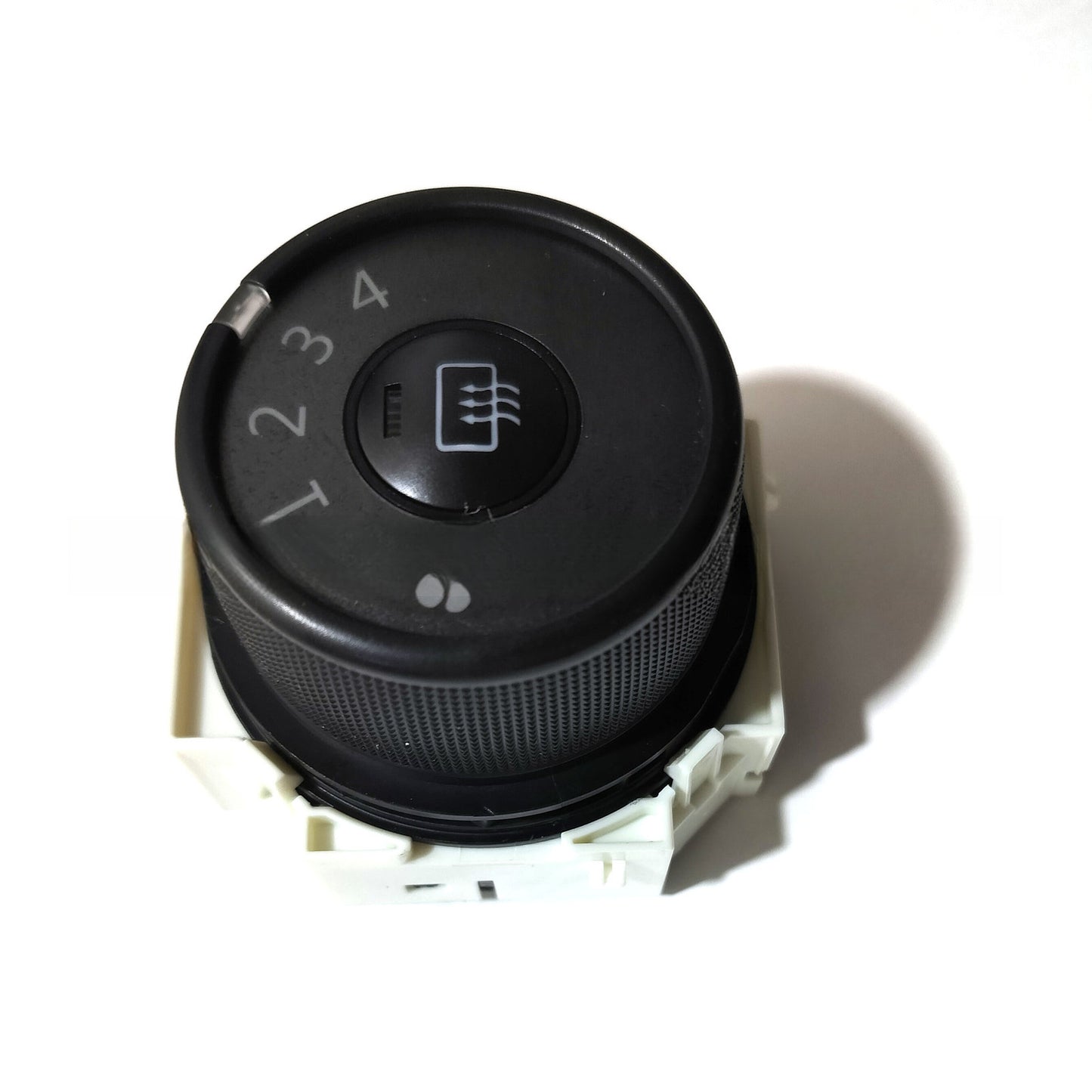 ya 1 8.5.1 55902-12100 hair dryer air conditioning fan control switch suitable for Corolla 09-13 matrix 09-10