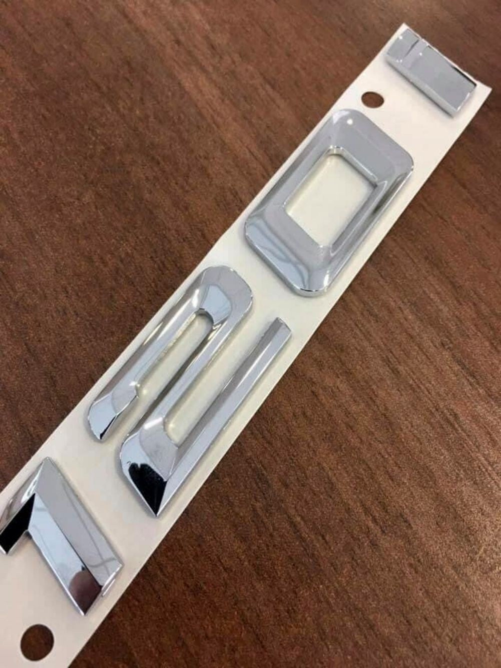 ya 1 7.13 Trunk Lid Chrome 120i for BMW E81