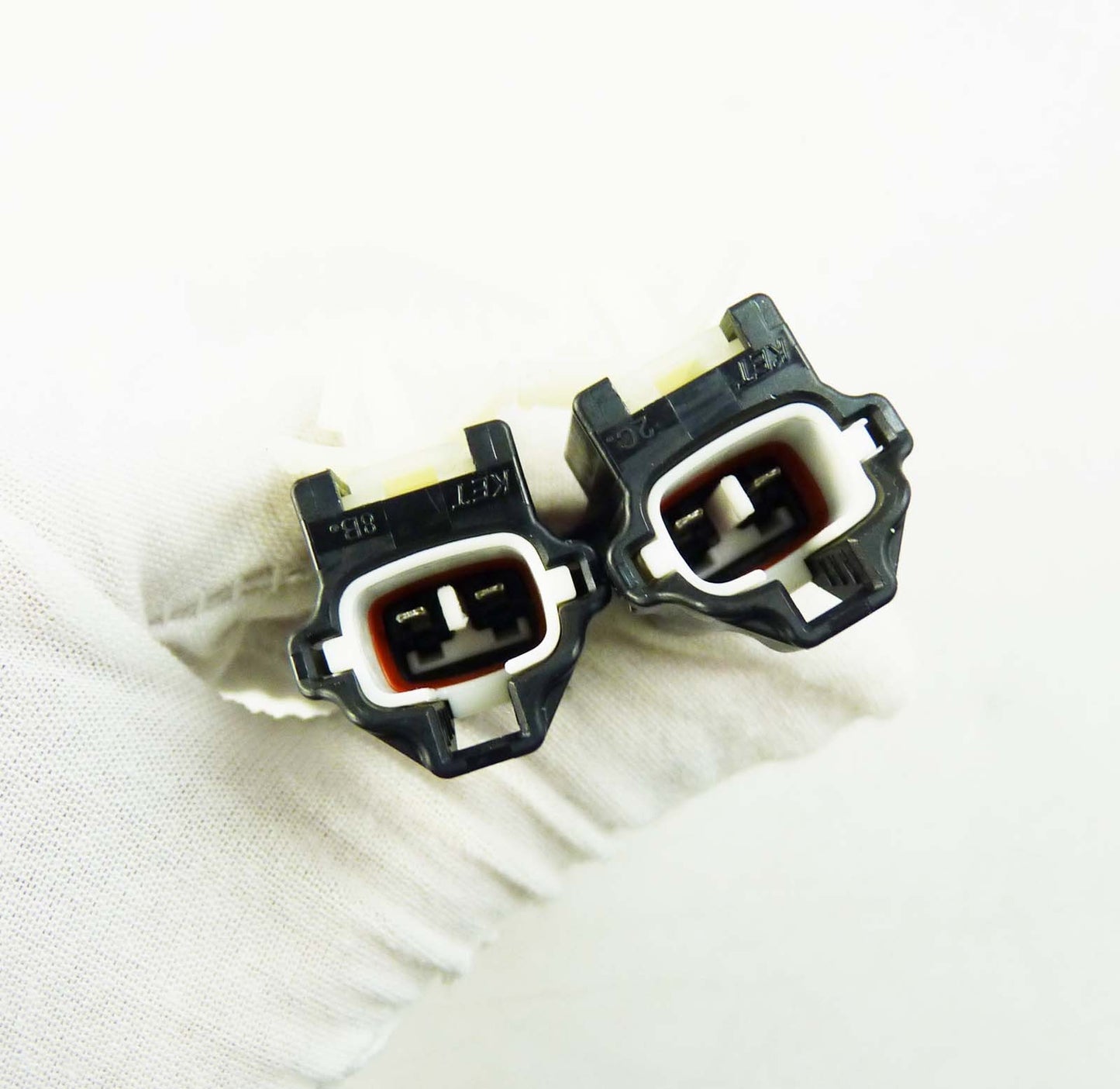 ya 1 8.5.4 2 ABS speed sensors, front left and right, suitable for 2006-2011 for Hyundai Azera Sonata