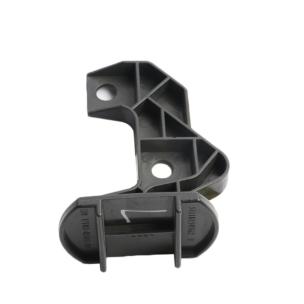 ya 27 6.18 Left Driver Side Front Bumper Bracket Cover for BMW E39 5 Series 520i 528i 530i