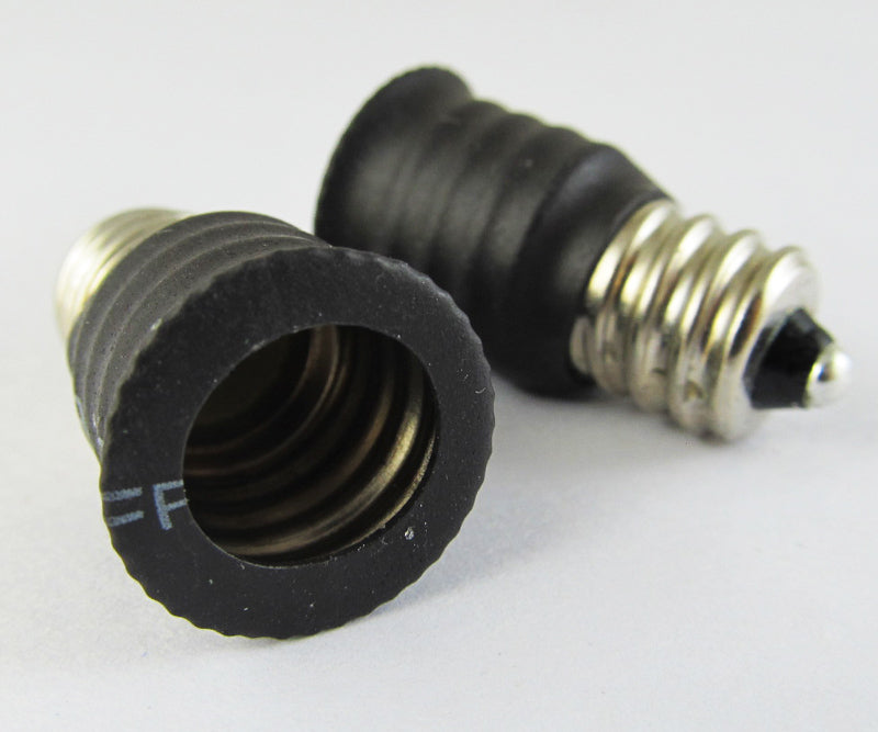 ya 14 1x LED Light Bulb Lamp Converter US E12 Male To EU E14 Female Candelabra Socket