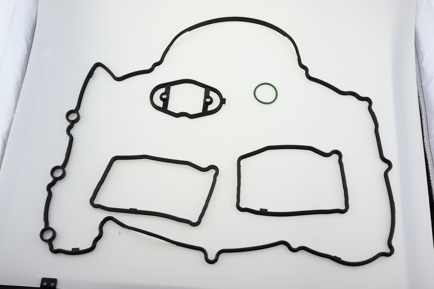 ya 1 8.5.4 1 set valve cover gasket kit for F10 F20 F30 F31 F25 engine 11127588418