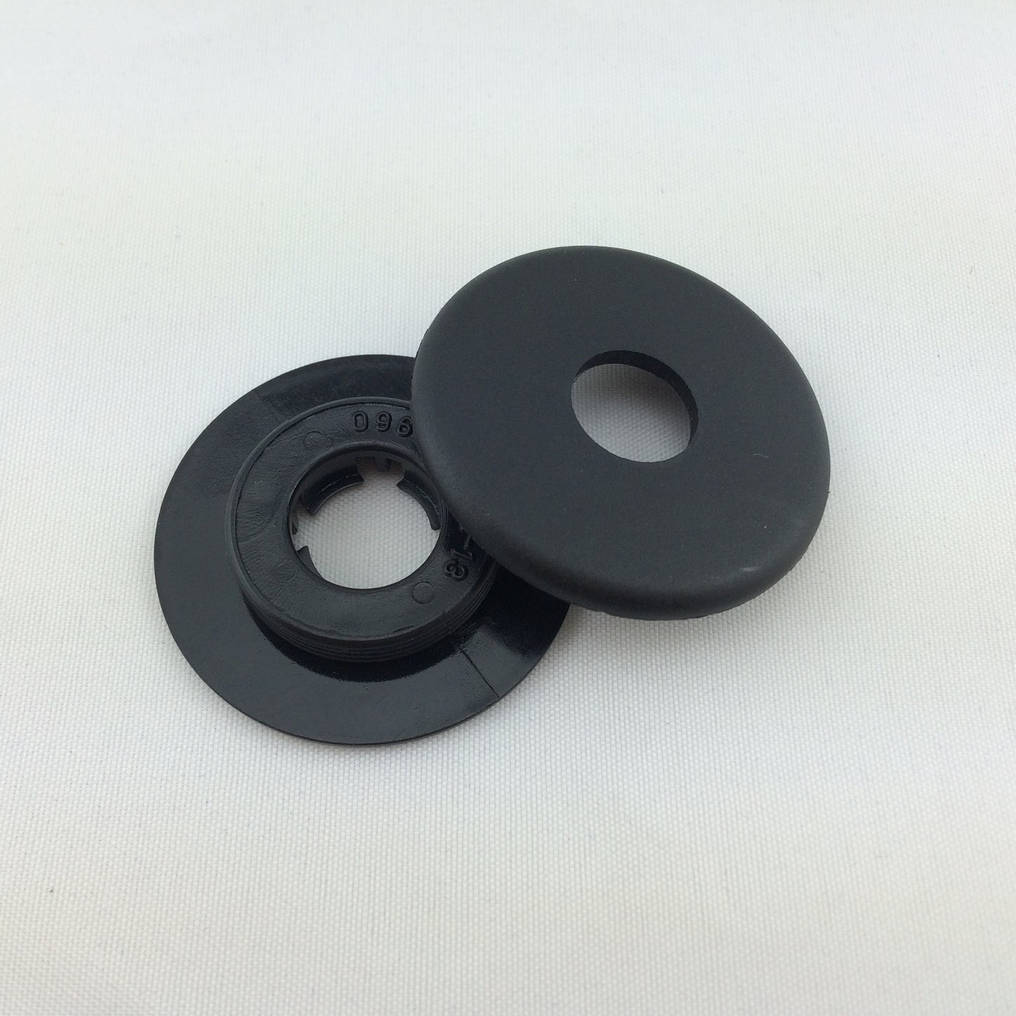 ya 5 8.7 2x Car Floor Mat Carpet Fasteners Holders Fitting Clips for Mazda
