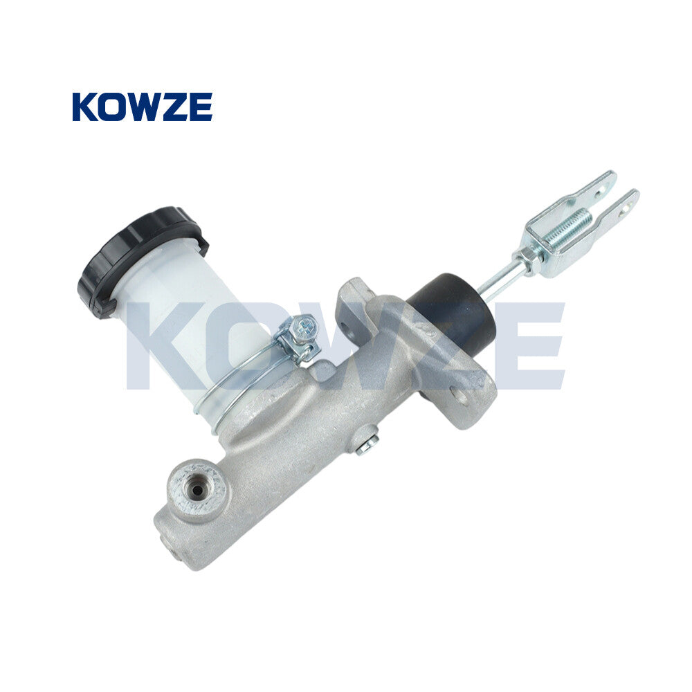 ya 5 8.7 Clutch Master Cylinder Assy for Nissan Navara D21 D22 King Cab Pathfinder Pickup