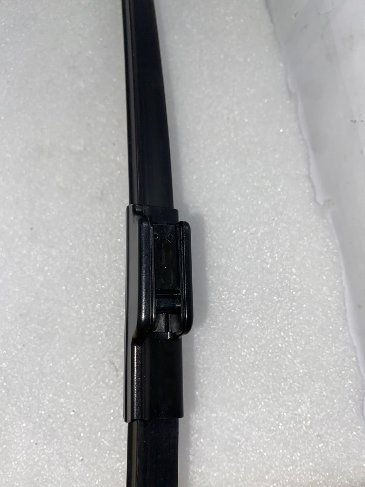 ya 3 6.25 WINDSHIELD RIGHT PASSENGER SIDE WIPER ARM W/ BLADE 2019-2022