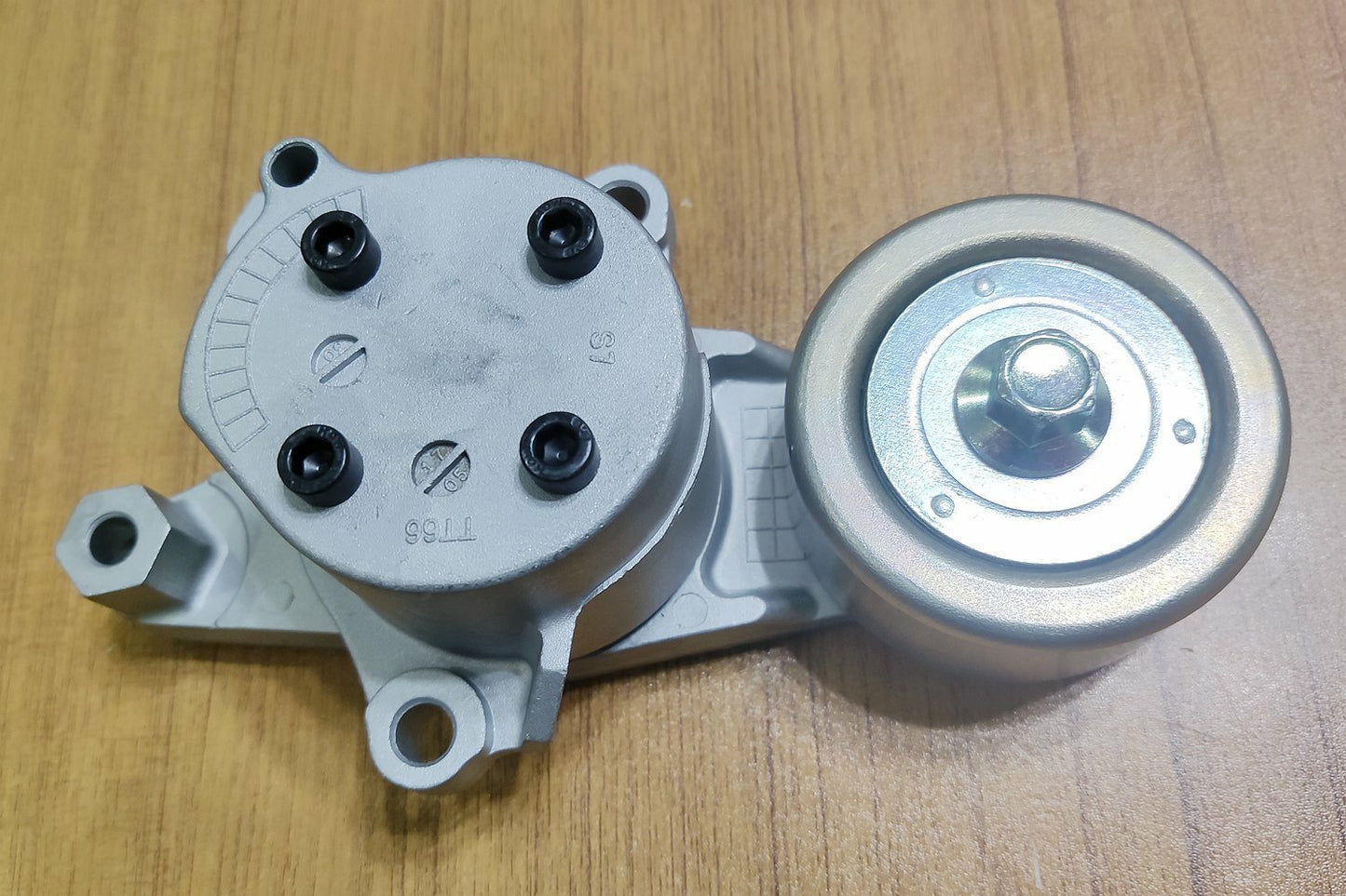 ya 5 8.7 Alternator Drive Belt Auto Tensioner fit for Toyota Hilux Fortuner Hiace GUN125