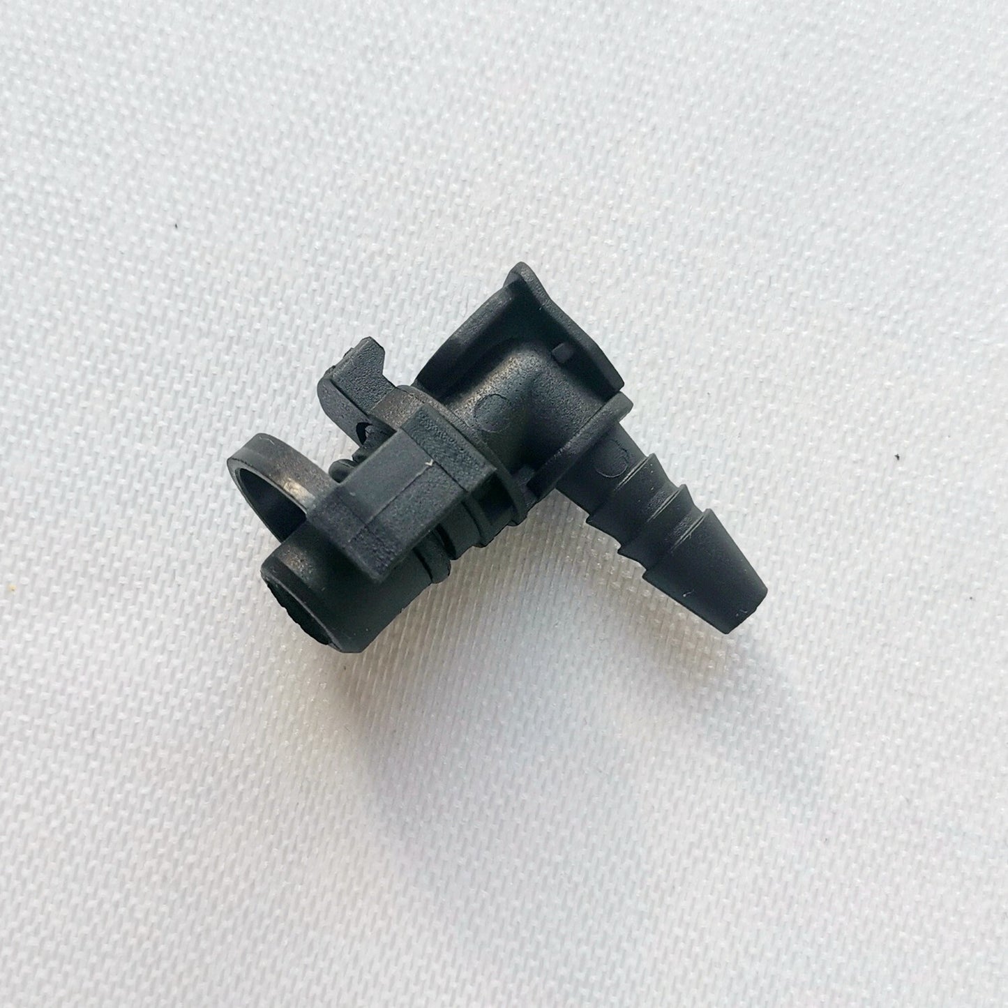 ya 27 6.21 Water Outlet Hose Connector for Chevrolet for Cruze Sonic Trax for Buick Encore 55354565