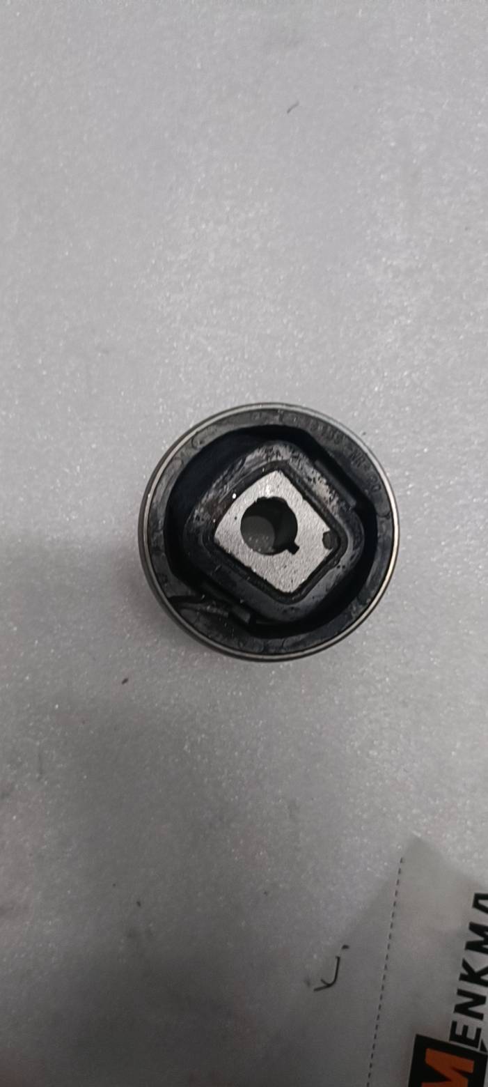 ya 1 7.1 Front Control Arm Bushing for BMW 31126777653