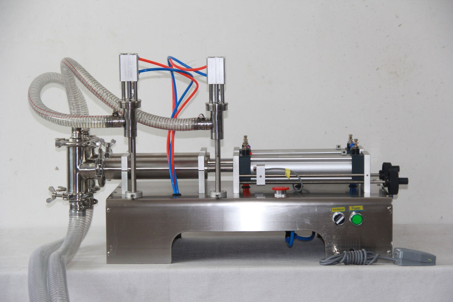 two double dule nozzles pneumatic liquid filling machine100-1000ml for liquid N