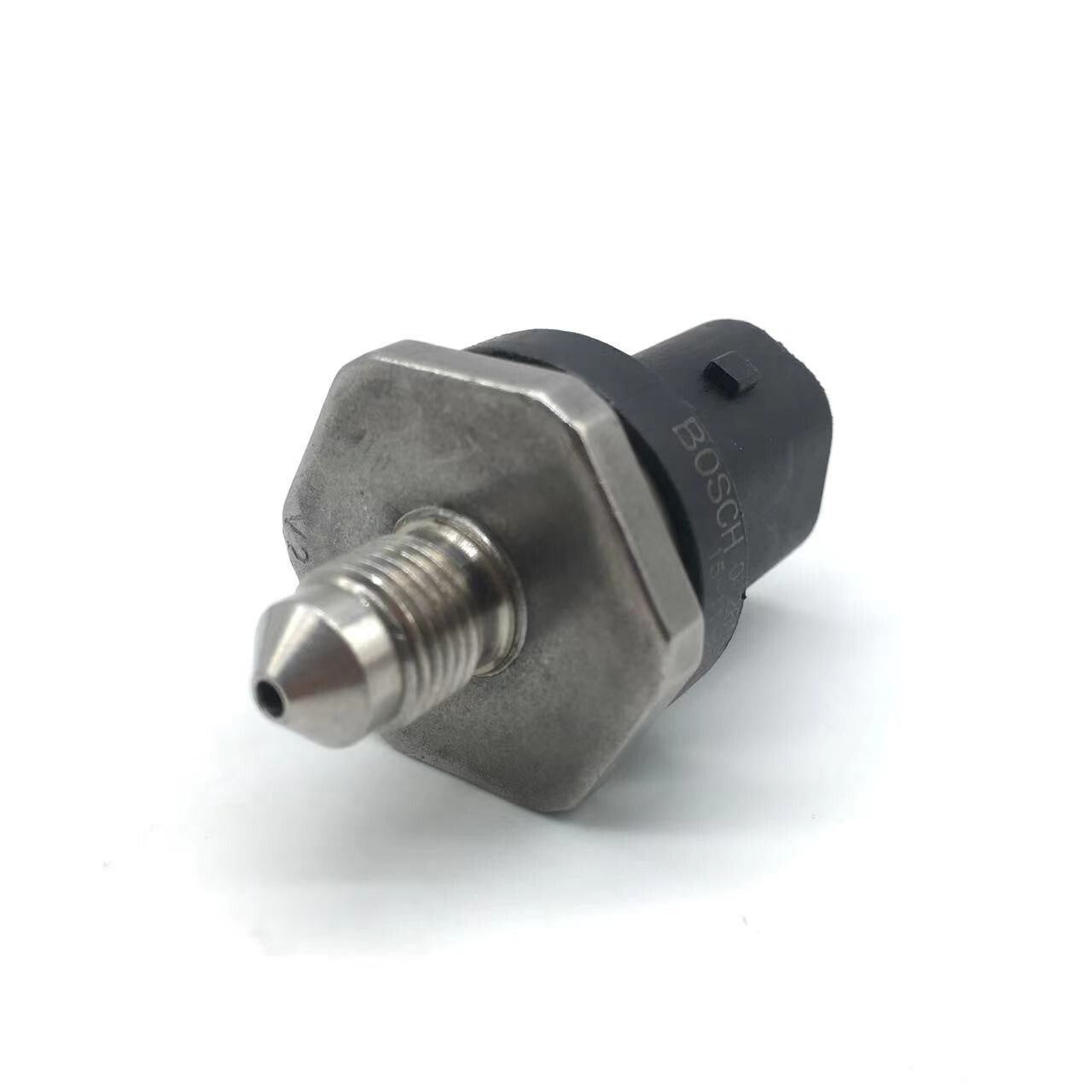 ya 1 8.5.2 Fuel pressure sensor 0261545064 is suitable for RangeRover Evoque for Volvo 2.0