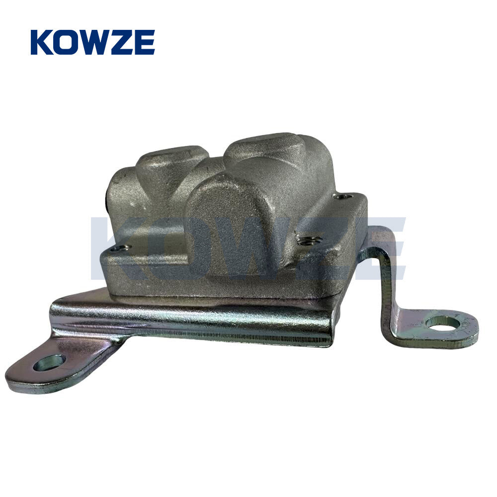 ya 10 5.28.2 Brake Valve Clutch Accumulator for Toyota Fortuner Hilux KUN10 KUN15 KUN25 KUN35