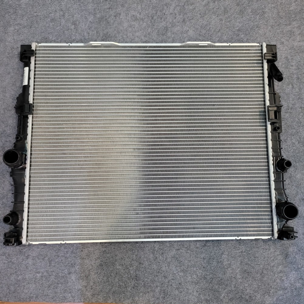 ya 27 7.20 Radiator for BMW G12 G30 G32 530i 540i 740i 640i GT xDrive