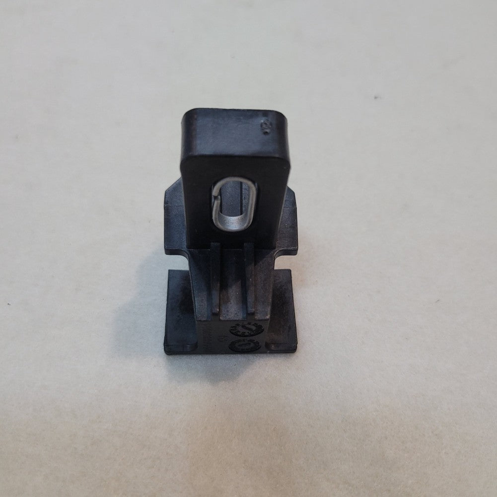 ya 5 8.7 Radiator support connector for Mercedes Vito w447 2016-23