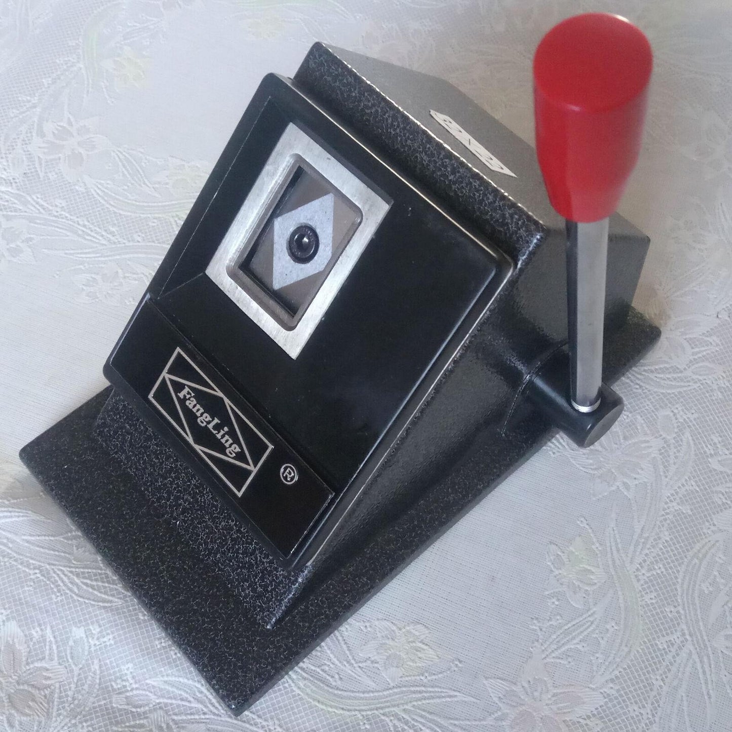 ya-26-7.28-Manual-35X45MM-Photo-Paper-Cutter-Sheets-Stand-Paper-Graphic-Punch-Die-Cuttera