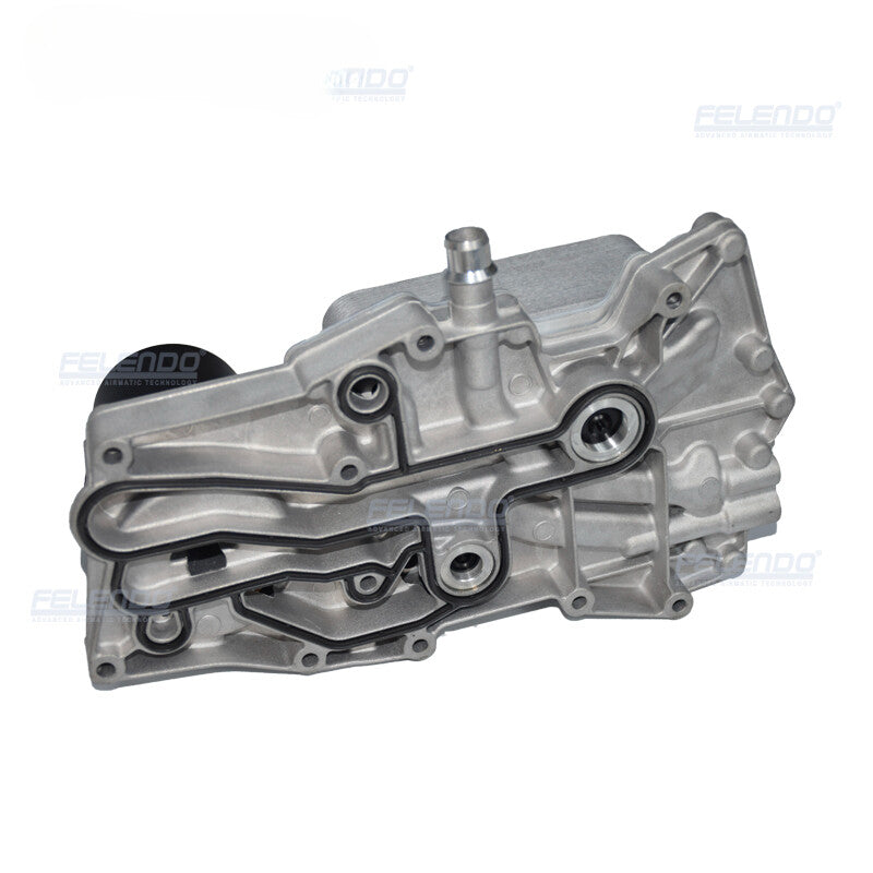 ya 5 8.7 Oil Cooler for Range for Rover / for Range for Rover Sport 4.4L Diesel V8 Oil Cooler LR022895