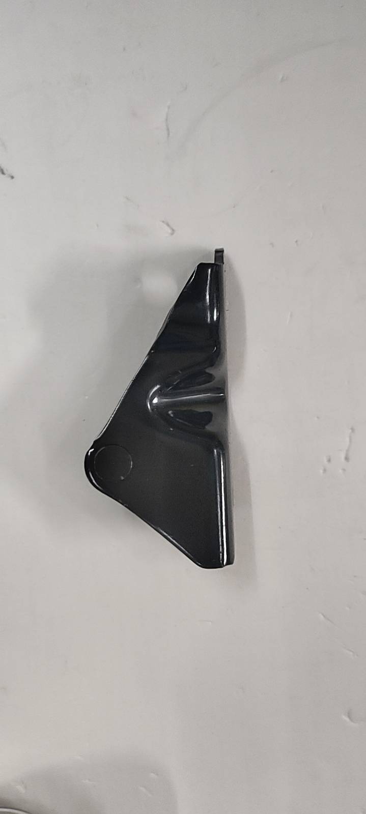 ya 11 6.6 Body Side Liftgate Strut Bracket for Cadillac XT4 23282112