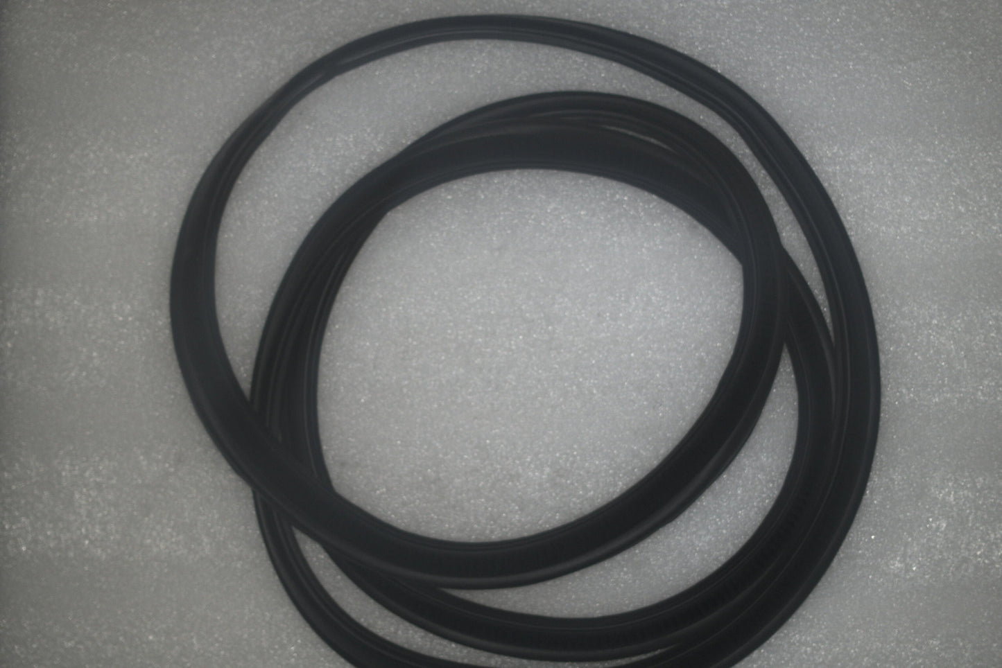 ya 5 8.7 Trubk Lid Weather Strip for Nissan 84830-JN00A 84830JN00A