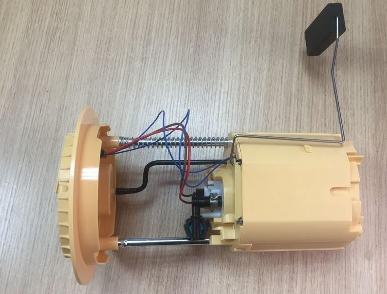 ya 5 8.7 New 1 piece Fuel Pump Assembly for Mercedes-benz GL320 GL350 ML320