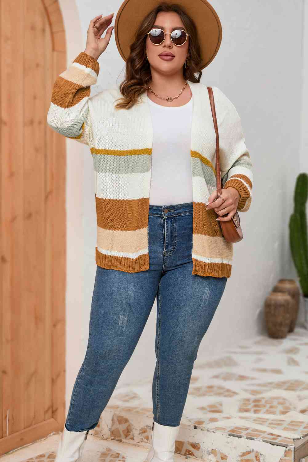 Plus Size Color Block Long Sleeve Cardigan - Create the impossible
