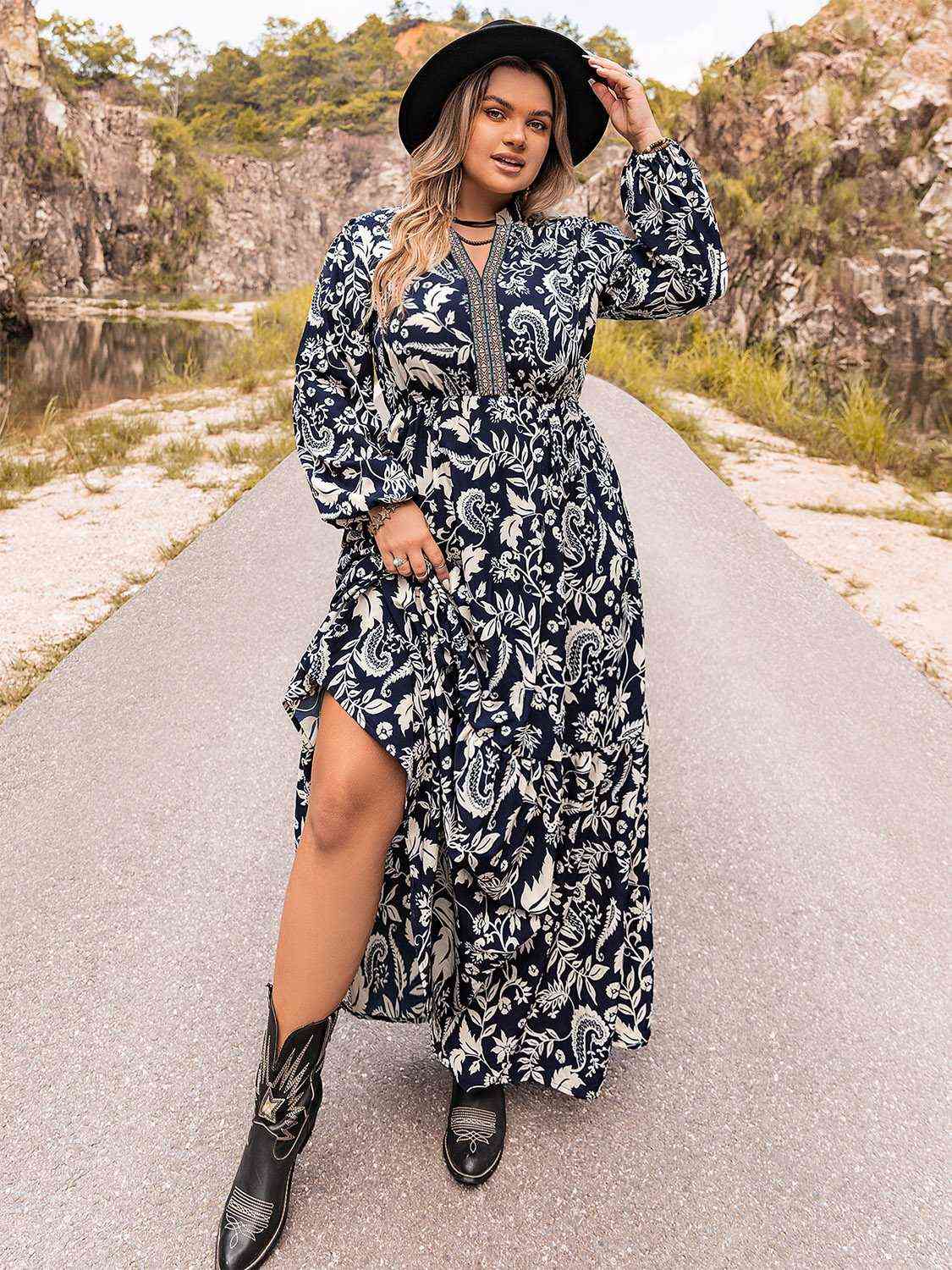 Plus Size Long Sleeve Maxi Dress - Create the impossible