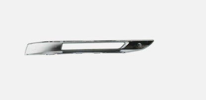 ya 4 8.10 3-piece set of right front grill daytime running light protective cover suitable for Mercedes-Benz X204 GLK350 13-15