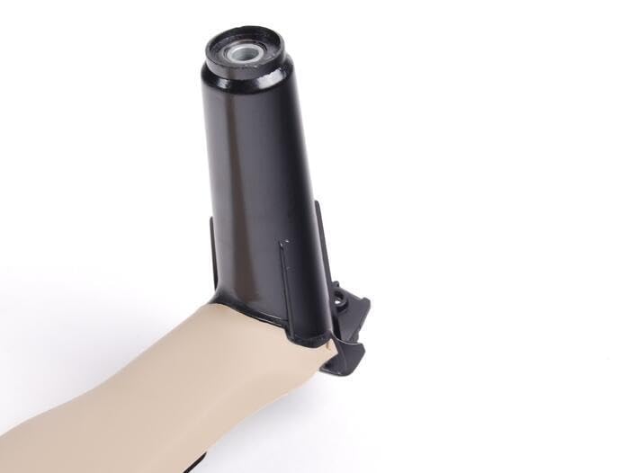ya 6 8.14 1-Piece Set of Right Beige Inner Door Panel Handle Pull Edge Cover Suitable for BMW X5 X6 E70