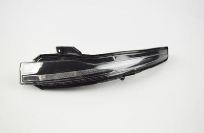 ya 4 8.10 1pcs Right Door Mirror Turn Signal Light for Mercedes W205 W222 W213 W217