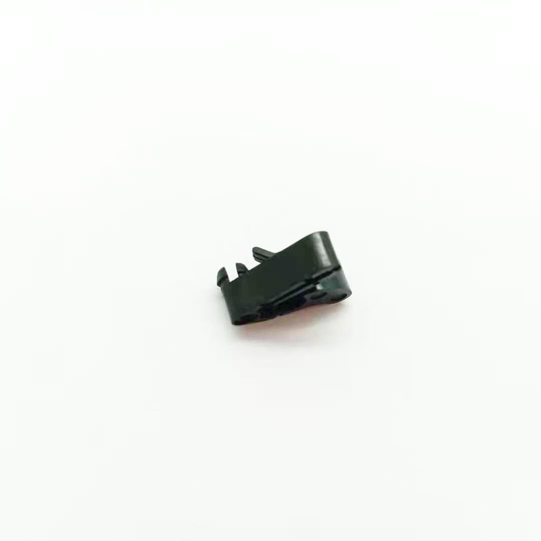 ya 4 8.8.2 2Pcs Gas Fuel Door Latch Clip for for Land Rover Discovery 2 for Range Rover BPX700010