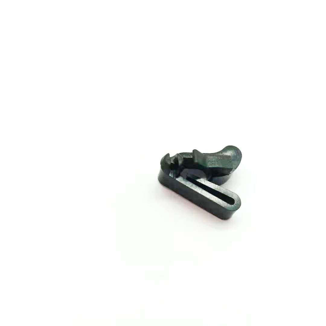 ya 4 8.8.2 2Pcs Gas Fuel Door Latch Clip for for Land Rover Discovery 2 for Range Rover BPX700010