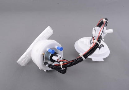 ya 4 8.10 1 piece Fuel Pump Assembly for BMW F10 F12 550iGT 550i 650i 16117260636