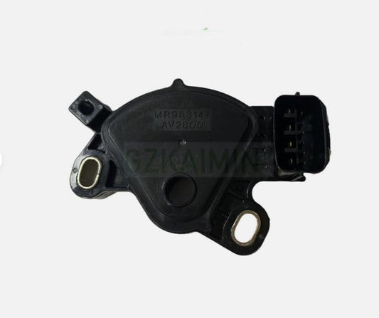 ya 4 8.8 MR983147 AV2800 8617A007 NS492 for Mitsubishi Lancer Neutral Safety Switch