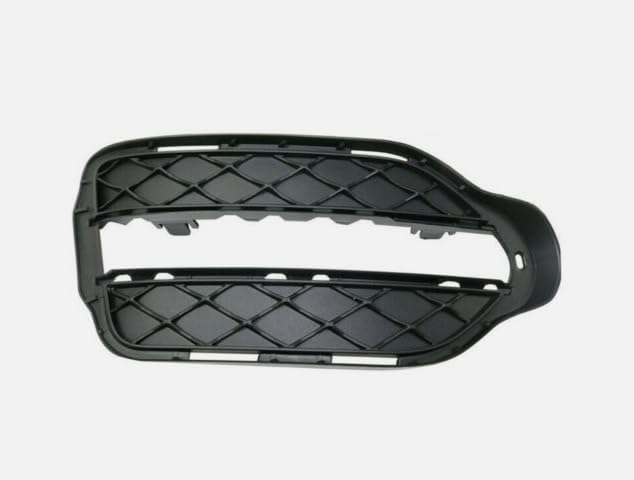 ya 4 8.10 3-piece set of right front grill daytime running light protective cover suitable for Mercedes-Benz X204 GLK350 13-15