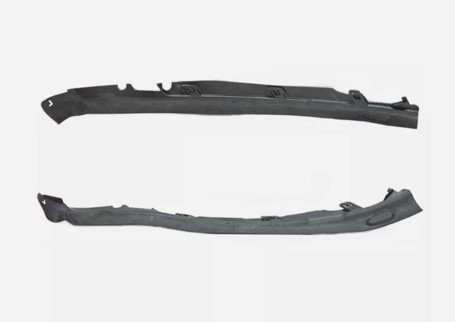 ya 14 9.20 zhengce 1 set of L+R headlights with sealing strip on the headlight for Mercedes-Be-1