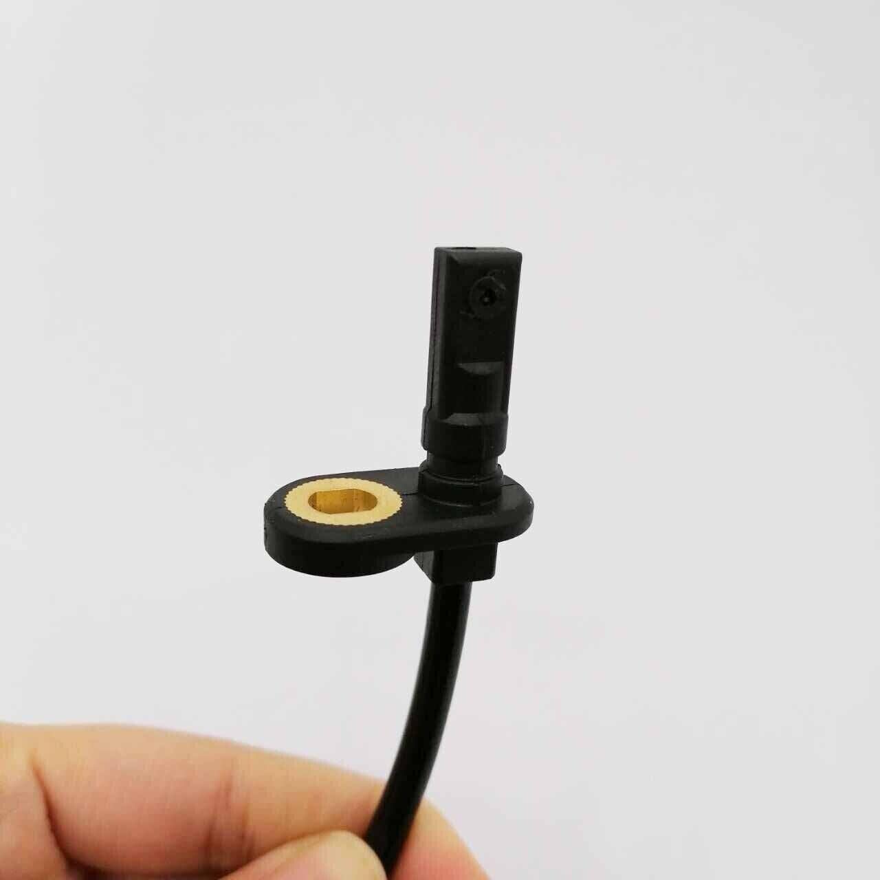 ya 2 8.15 ABS Wheel Speed Sensor Front Right for Honda Jazz MKII [ 2002-2008 ]