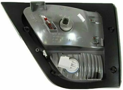 ya 2 8.15 Right rear inner taillight rear brake suitable for Jeep Grand Cherokee 2011, 2012, 2013