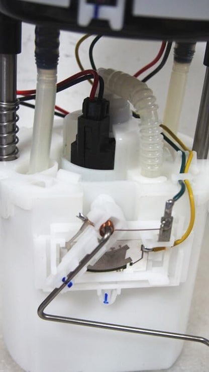 ya 5 8.10 WAJ Fuel Pump Module Assembly 8V59-9H307-BD for Mazda 2 1.5L L4 2011-2014