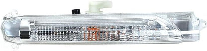 ya 2 8.15 Applicable to the left side of the front daytime running light of the 2008-2010 for Porsche Cayenne GTS Turbo