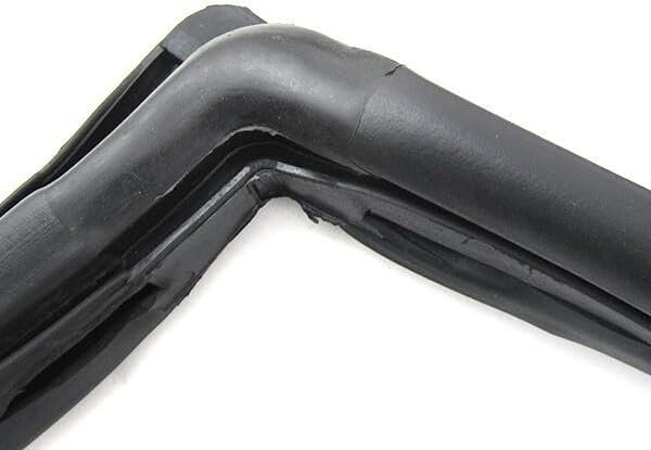 ya 10 9.16 baidi Door Opening Weatherstrip Seal RR RH Fit for Mitsubishi for Pajero Montero MR120678
