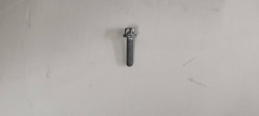 ya 4 8.8.2 Engine Water Pump Bolt for Saturn 11099521