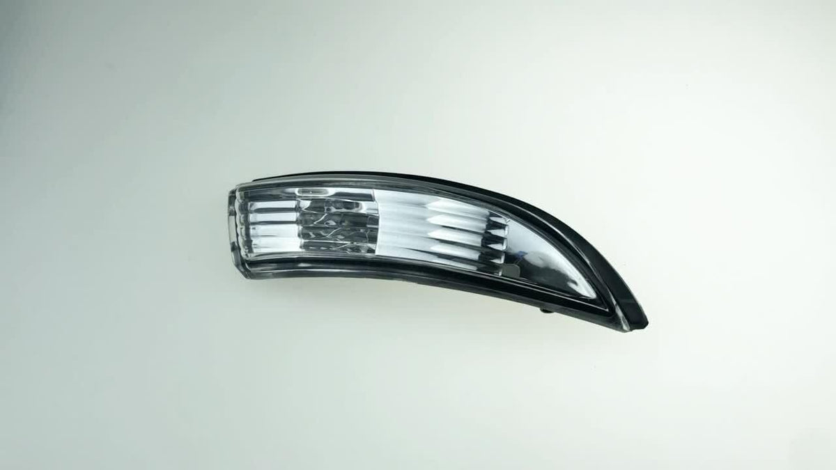 ya 4 8.10 Right side mirror light turn signal light 1748314 for Ford Fiesta B-Max 08-17