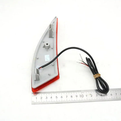 ya 14 9.20 zhengce A pair of car modified rear bumper signal brake lights Assy for Lexus RX300-1